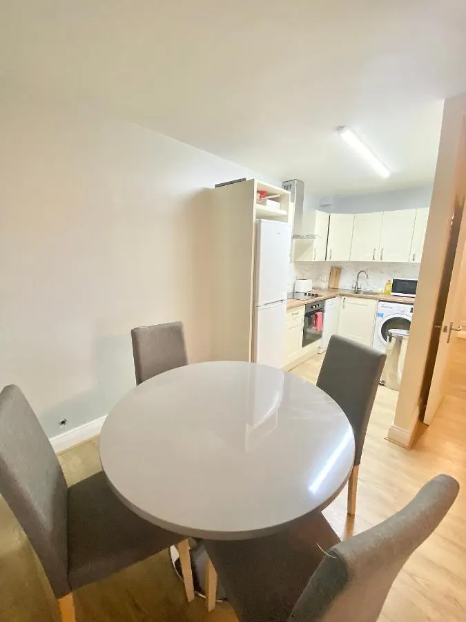 Lovely 2 Bedroom Apartment In Dublin City